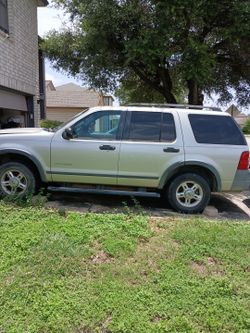 2004 ford explorer tan