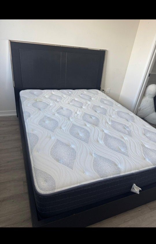 Bed Frame Queen With Mattress