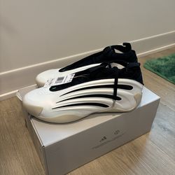 Adidas Harden Vol 9 (sz 11.5)