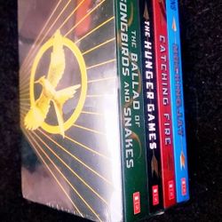 Four-Book Collection of The Hunger Games series (Hardcover)