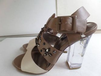 Dollhouse "Devour" Women's Heels , Taupe Size 7