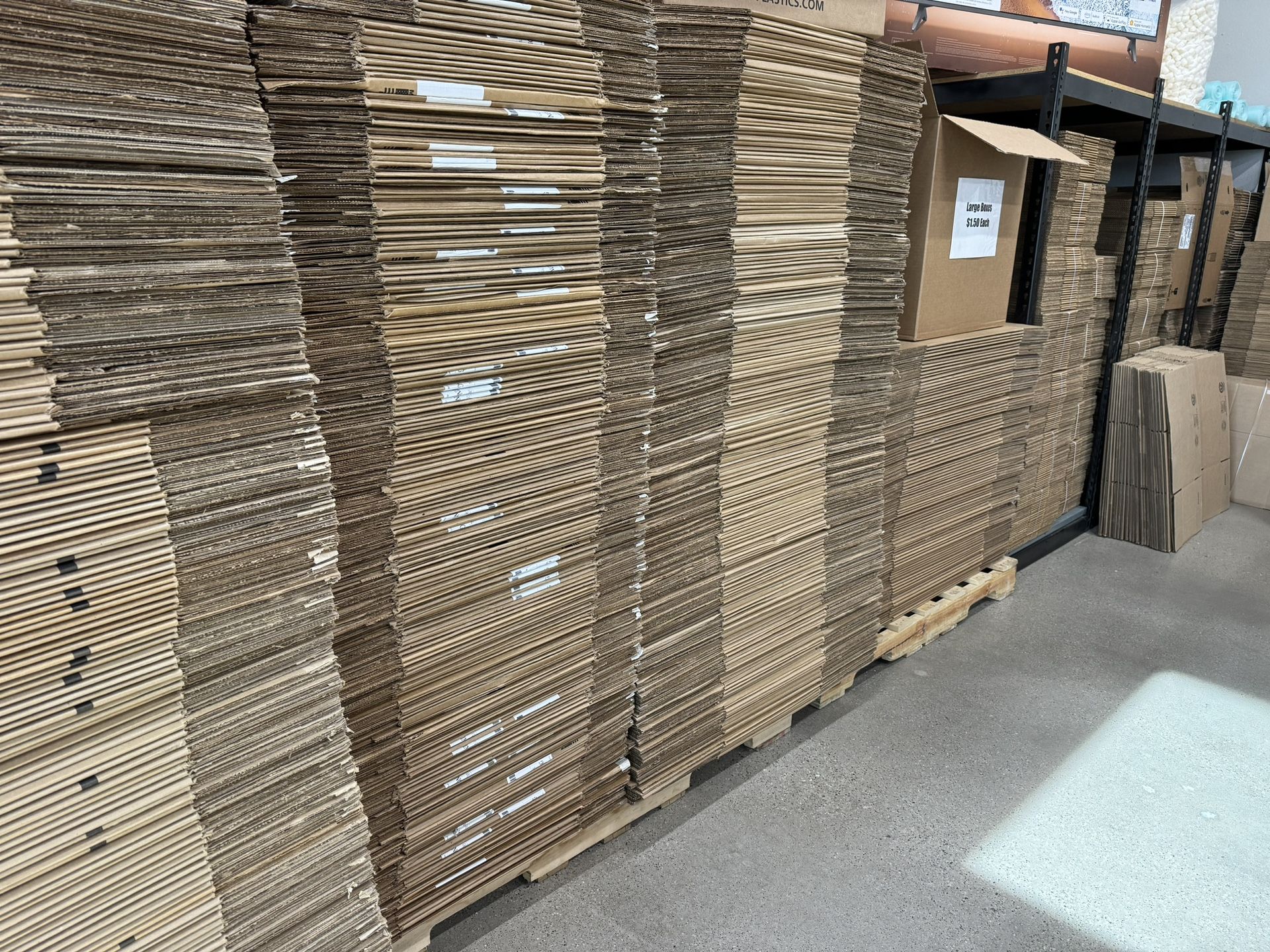 Cardboard Moving Boxes and Packaging Supplies