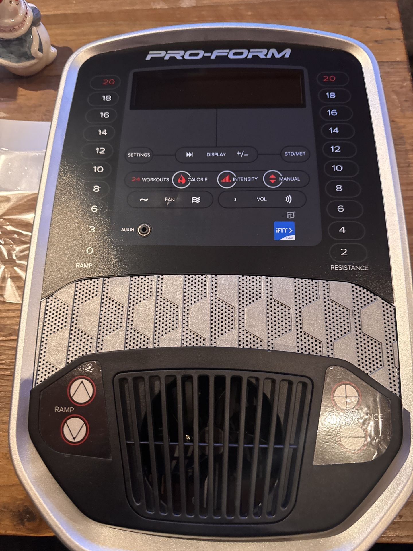 New proform elliptical console 