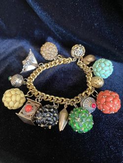 Vintage Custom Jewelry Charm Bracelet