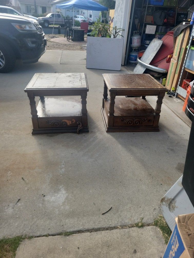 2 Wood End Tables With Drawers