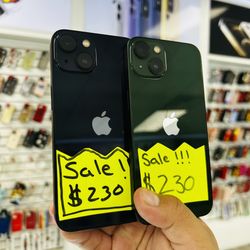 iPhone 13 128gb AT&T or Cricket