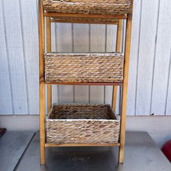 Wicker basket rack 13Wx10Dx33H