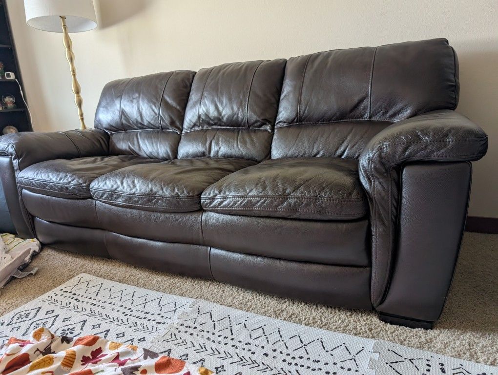 Leather Sofa and Loveseat (2 In total)