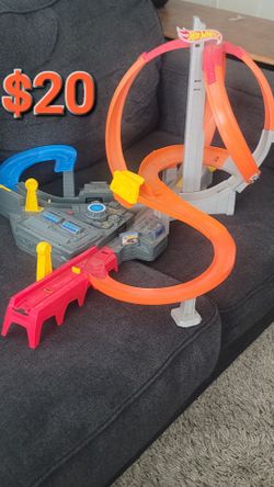 Hot Wheels Spin Storm