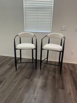 Brand New Bar stools set of 2