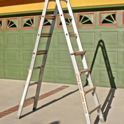 17FT LITTLE GIANT MEGA LADDER TOOL 
Heavy Duty. In Excellent Condition. 
TOOL