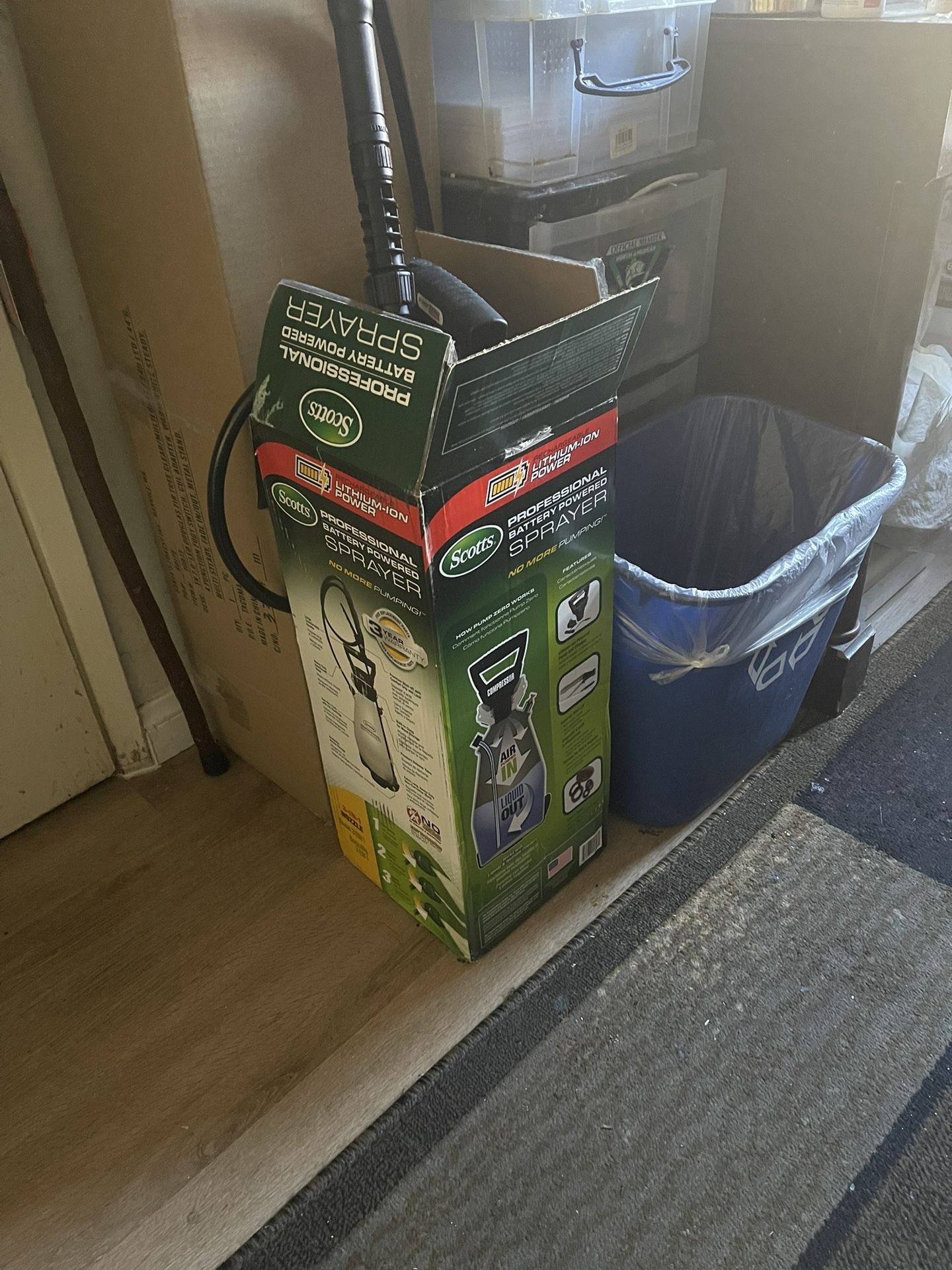 electric 2 gallon sprayer /$60