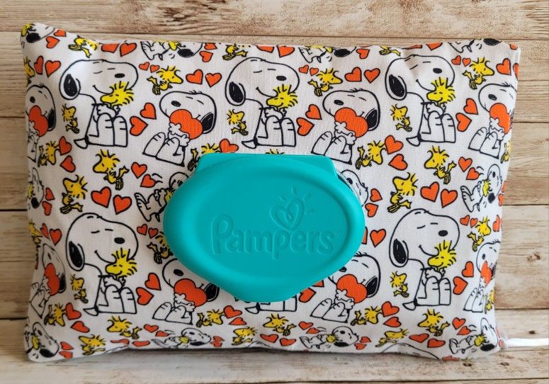 Snoopy Pampers Wipes Cover