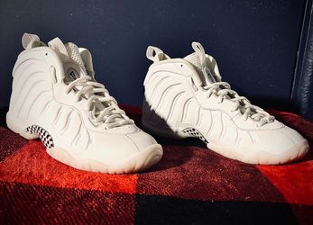 Nike Little Posite One "Triple White".