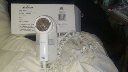 SUBBEAM WALL MOUNT HAIRDRYER