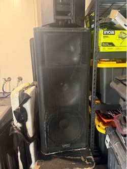 Qsc 3 way speaker and QSC sub