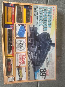 Life alike Thunder mountain express train set