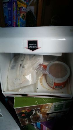 Hot peanut machine