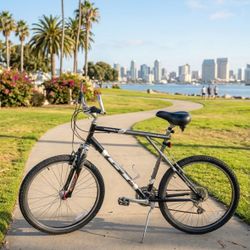 2000 GT Timberline Mountain Bike  