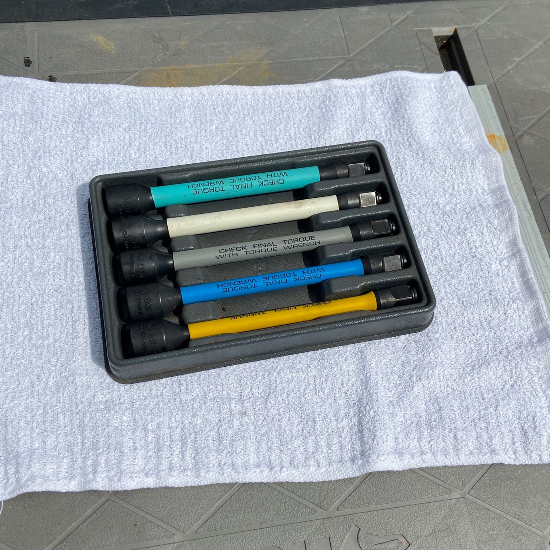 SNAP-ON 305tskta 1/2 Inch Drive Torque Stick 5pc Sat