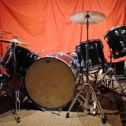 80s Ludwig Vintage 8 Piece (Concert Oversize)