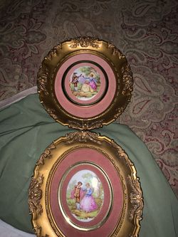 WALL DECOR, 2 VINTAGE FRAMED CAMEOS , BY "FRAGONARD" IN VERY GOOD CONDITION, DISTRIBUTED BY B&S CREATIONS, NEW YORK. ORIGINAL TAG STILL ON. GOLD VICTO