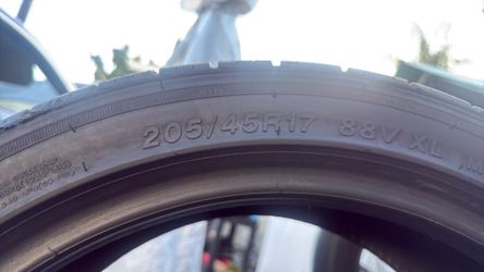 205/45/17 Milestar