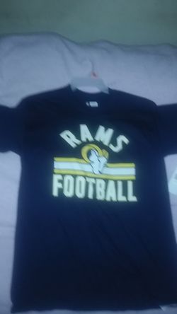 los Angeles rams football t-shirt medium