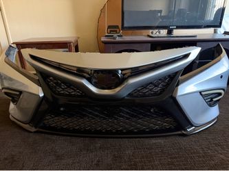 Toyota Camry full front bumper w/ fog lights