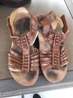 Women’s Sandals