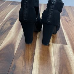 Women’s Heels Size 7
