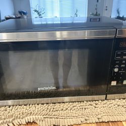 Microwave For Sale. Proctor|Silex. Excellent condition