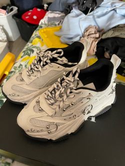 Steve madden 5.5 female shoes