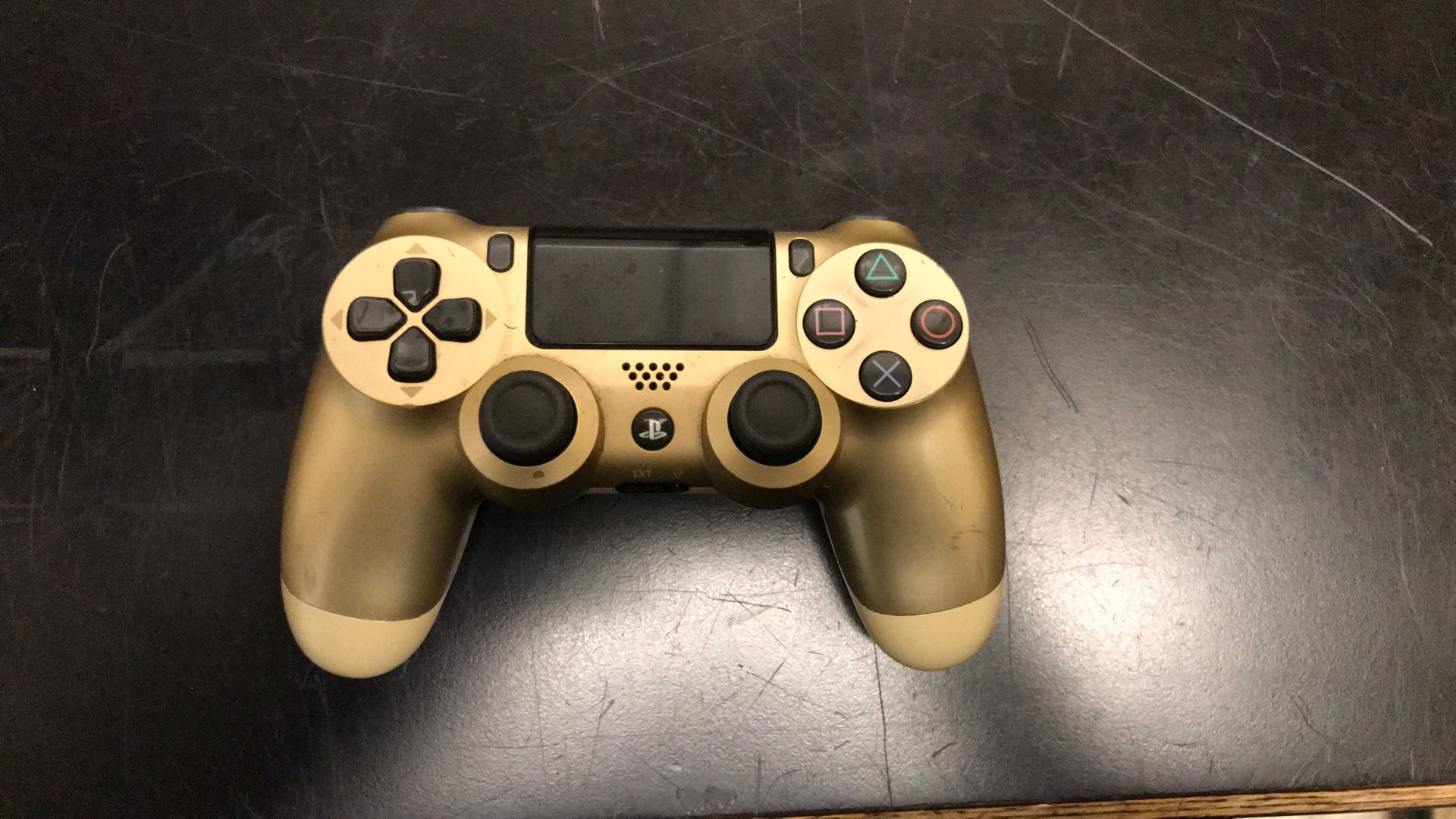 PS4 Controller