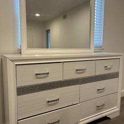 White Dresser With Mirror 