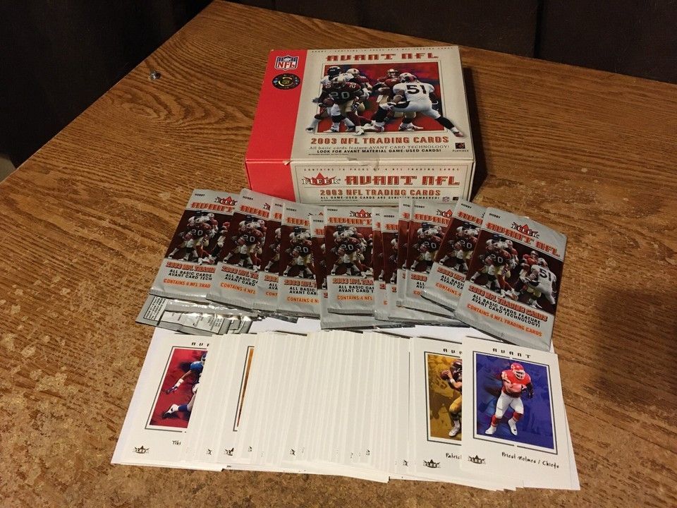 2003 Fleer Avant Football / 55/60; Complete Base Set Tom Brady #50