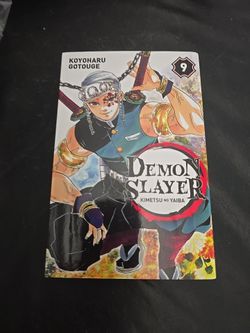Demon Slayer: Kimetsu no Yaiba, Vol. 9 