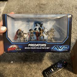 AVP Collectors edition figures