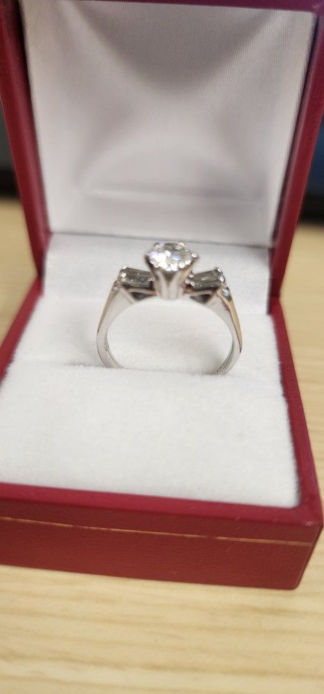14k Diamond Ring