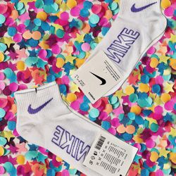 Women Nike socks