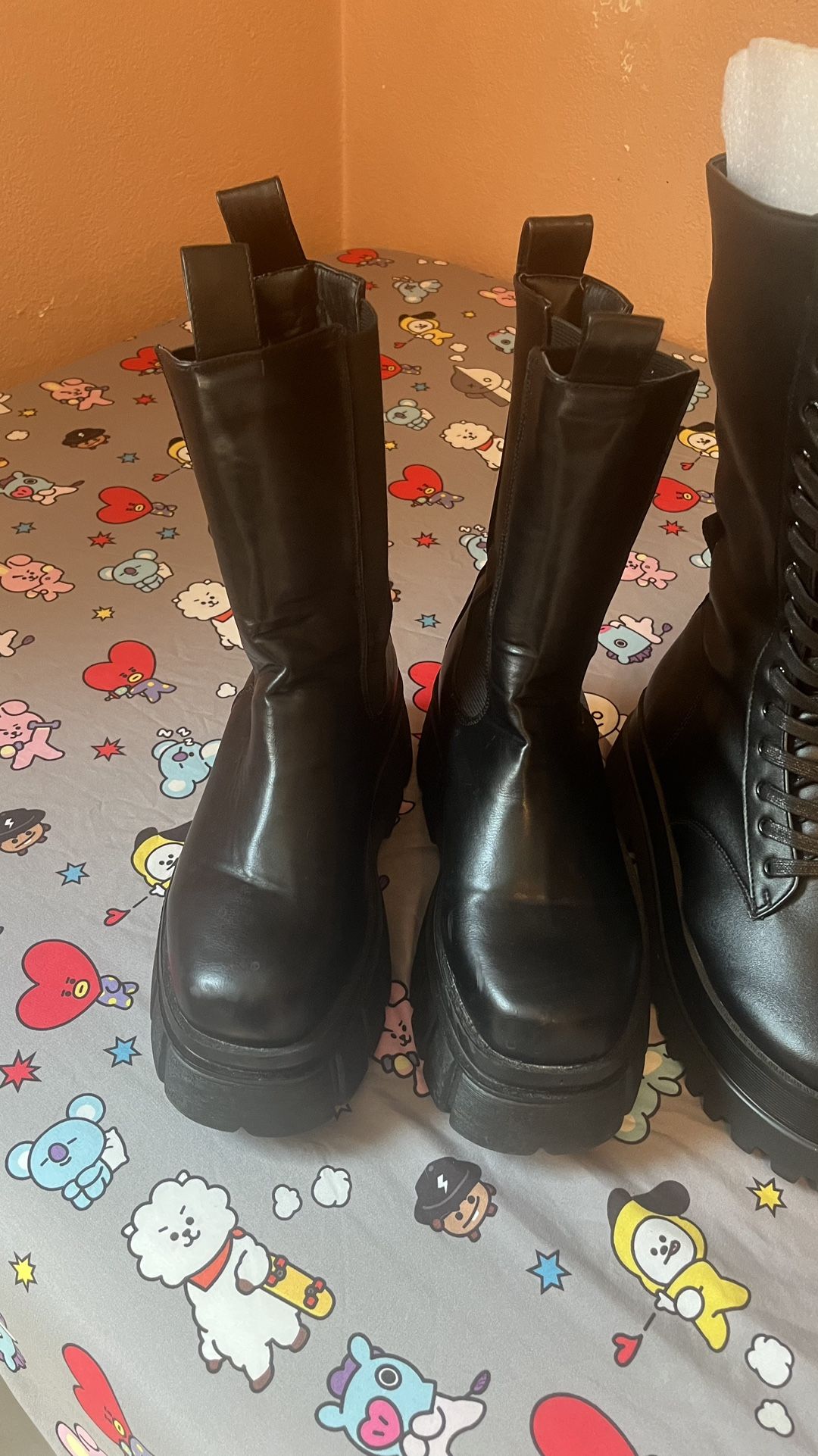 Black Leather Boots Size 9