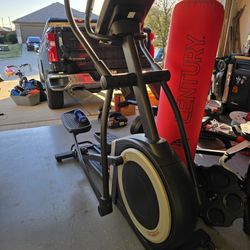 ProForm Carbon EL Elliptical 