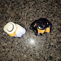 Old Camel Cigarettes Salt And Pepper Shakers 