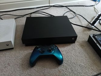 XBox One X with Blue Ray drive