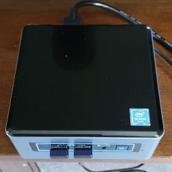 Intel NUC NUC6CAYH 