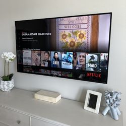 TCL 55” Class 4 Series 4K UHD Smart Roku TV 