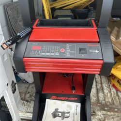 Snap On battery charger