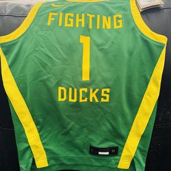 NEW Oregon Ducks jersey