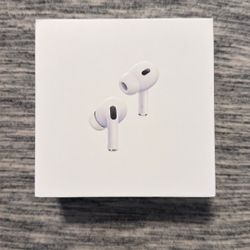 AirPods Pro (2nd Generation) With MagSafe charging Case