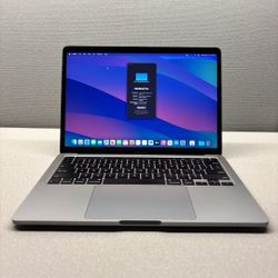 MacBook Pro 13" 2020 i5 256gb 749 Cycles